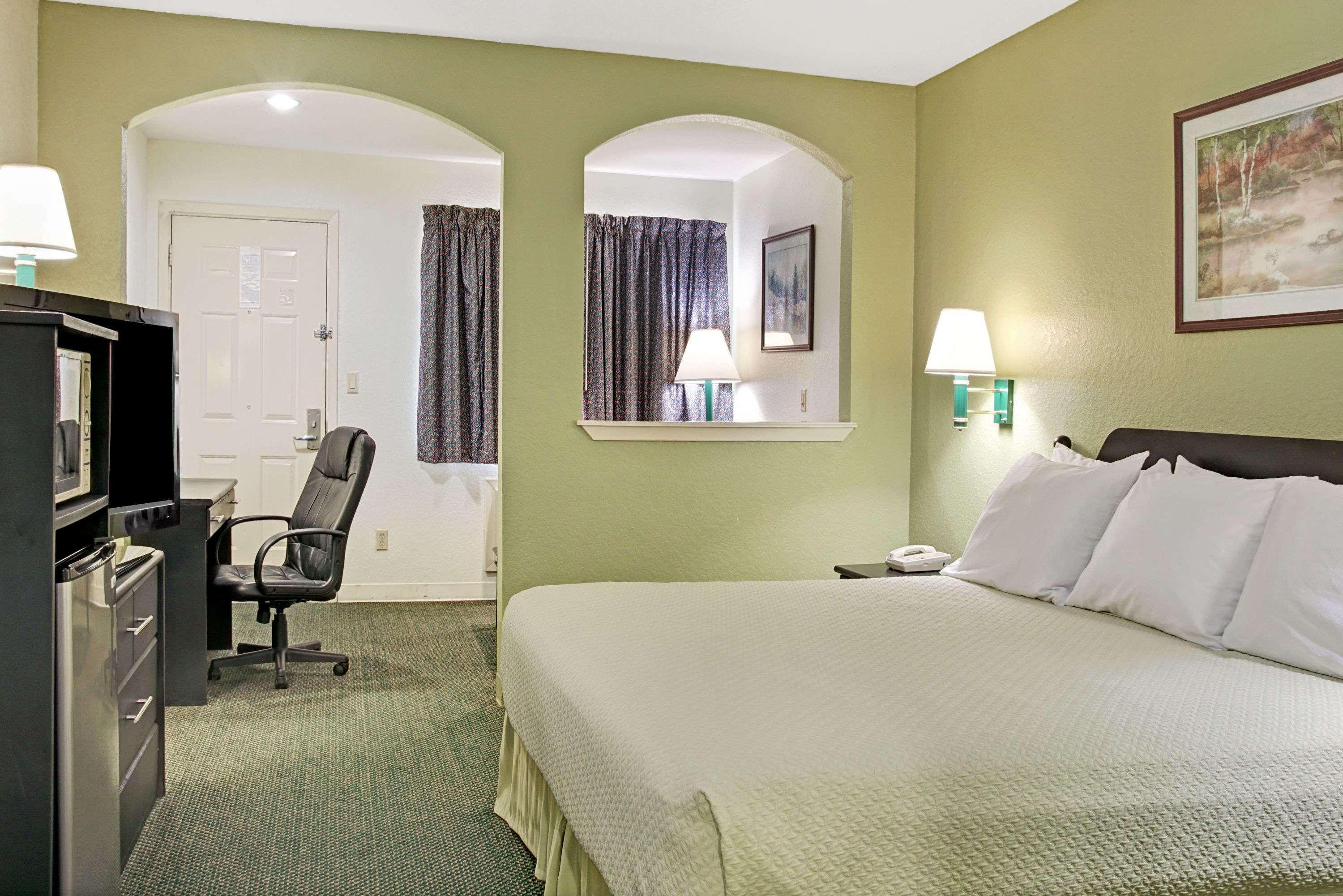 Days Inn By Wyndham El Campo Tx Ngoại thất bức ảnh