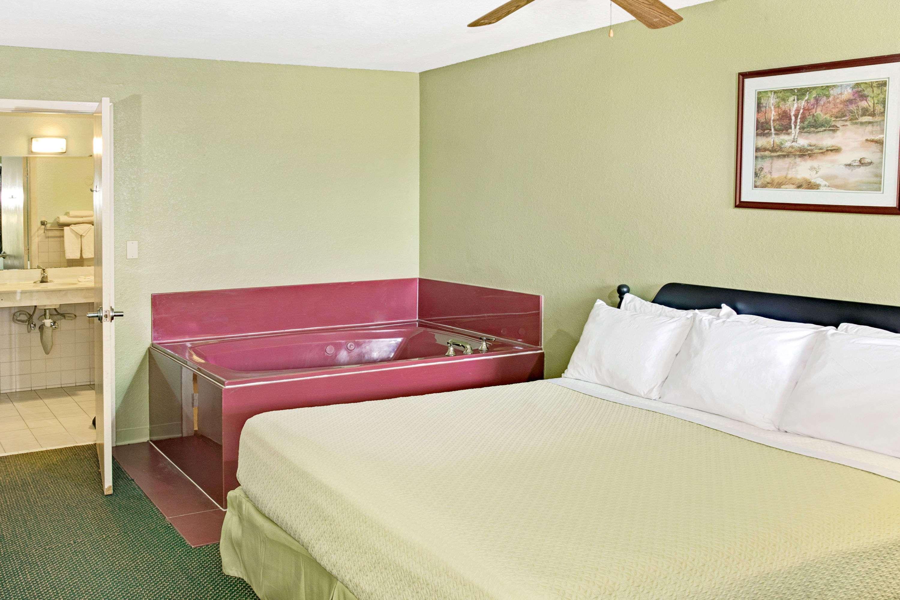 Days Inn By Wyndham El Campo Tx Ngoại thất bức ảnh
